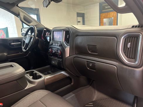 Used 2022 Chevrolet Silverado 1500 LT Trail Boss w/ Bed Protection Package AWD/4WD image 42