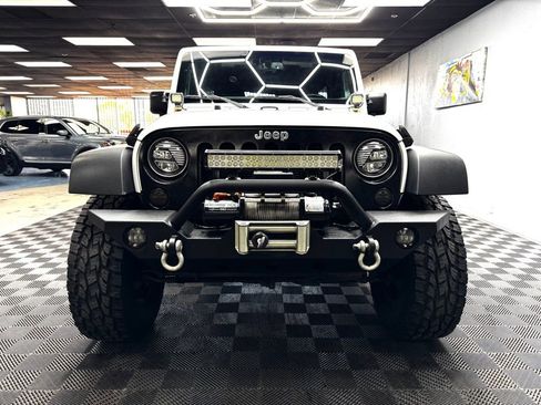 Used 2017 Jeep Wrangler Unlimited Sport w/ Quick Order Package 24S AWD/4WD image 3