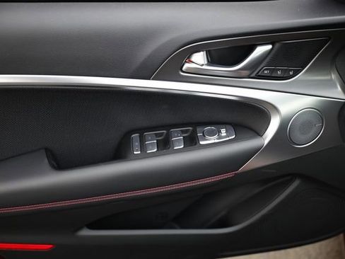 New 2025 Genesis G70 3.3T Advanced image 17