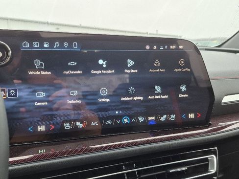 New 2026 Chevrolet Traverse RS w/ LPO, Floor Liner Package image 15