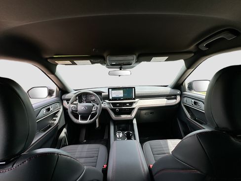 New 2026 Ford Explorer ST-Line RWD image 16