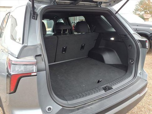 Used 2025 Chevrolet Equinox LT image 15