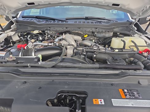 Used 2024 Ford F350 XLT image 19