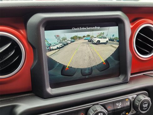 Used 2022 Jeep Wrangler Unlimited Rubicon image 27