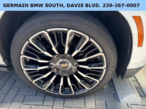 Used 2025 Chevrolet Tahoe High Country image 33