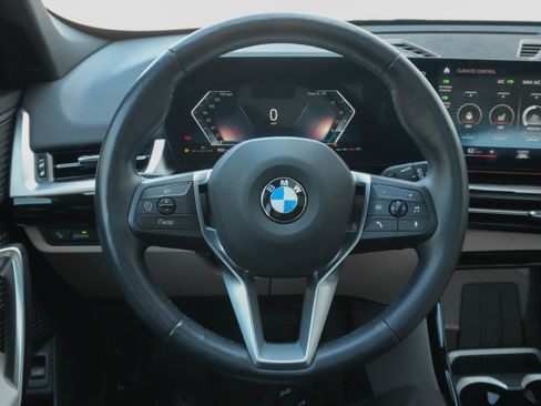 Used 2023 BMW X1 xDrive28i w/ Convenience Package AWD/4WD image 16