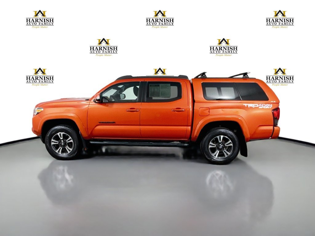 Used 2018 Toyota Tacoma TRD Sport w/ Technology Package AWD/4WD image 4