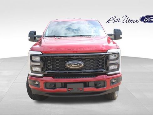 Certified 2025 Ford F250 Lariat w/ Black Appearance Package AWD/4WD image 2