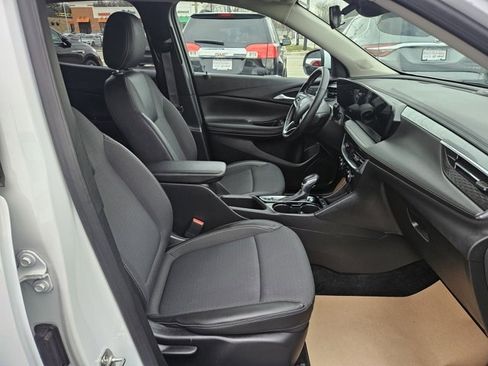 Certified 2024 Buick Encore GX Preferred image 9