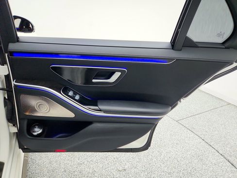 Certified 2023 Mercedes-Benz S 500 4MATIC image 30