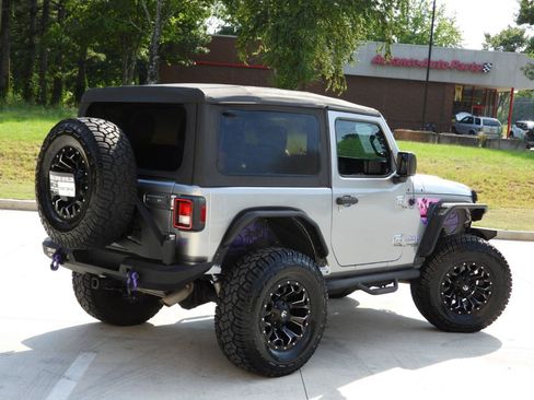 Used 2018 Jeep Wrangler Sport AWD/4WD image 13