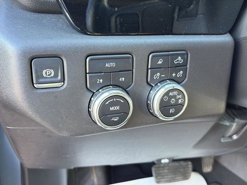 Used 2024 GMC Sierra 1500 SLT image 21