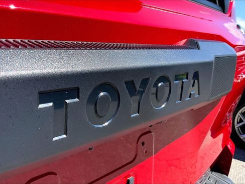Certified 2026 Toyota 4Runner TRD Off-Road Premium AWD/4WD image 30