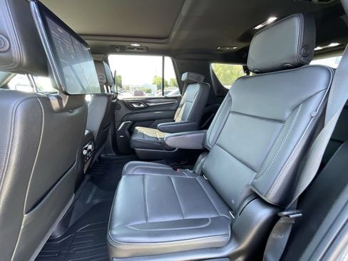 Used 2021 GMC Yukon Denali w/ Denali Ultimate Package AWD/4WD image 43