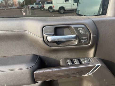 Used 2021 Chevrolet Silverado 1500 LTZ w/ LTZ Premium Package image 13