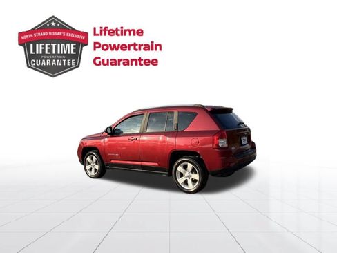 Used 2013 Jeep Compass Latitude FWD image 3