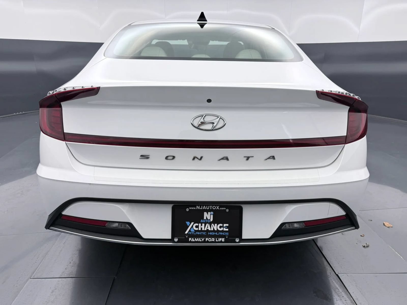 Used 2023 Hyundai Sonata SE FWD image 6