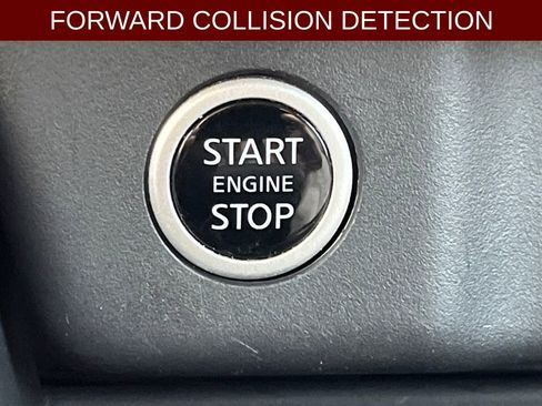 Used 2023 Nissan Rogue SV image 8