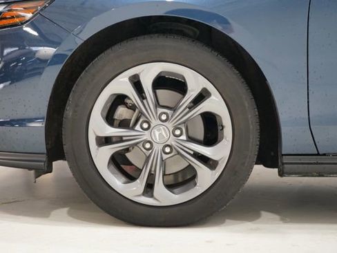 Used 2023 Honda Accord EX image 9