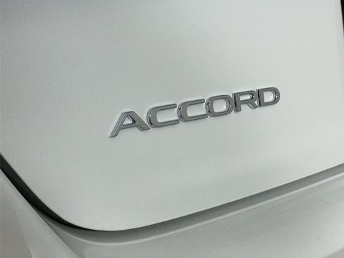 New 2025 Honda Accord SE image 22