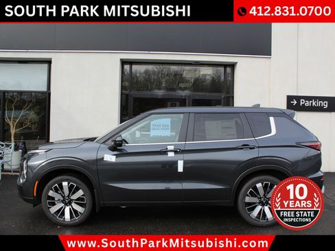 New 2026 Mitsubishi Outlander SE image 1