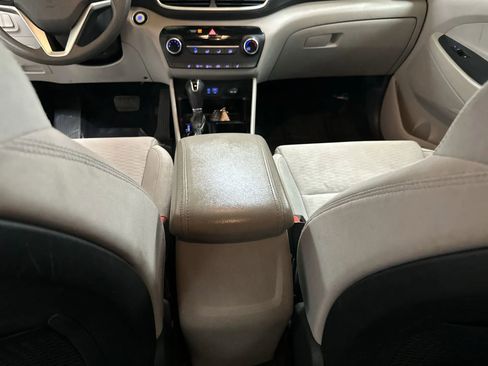 Used 2019 Hyundai Tucson Value AWD/4WD image 23