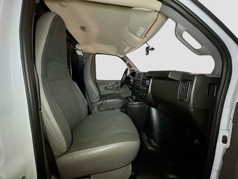 Used 2024 Chevrolet Express 2500 w/ Driver Convenience Package image 22