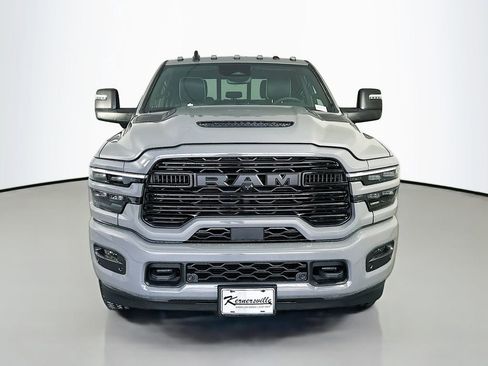 New 2026 RAM 2500 Laramie AWD/4WD image 2