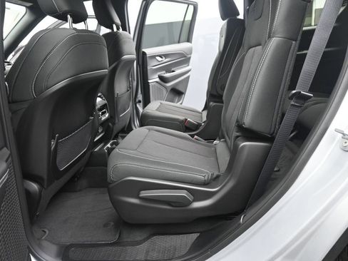 New 2025 Jeep Grand Cherokee L Laredo w/ Luxury Tech Group I image 13