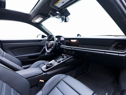 Used 2026 Porsche 911 Carrera GTS image 48