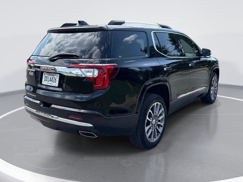 Used 2023 GMC Acadia Denali w/ Denali Technology Package FWD image 8