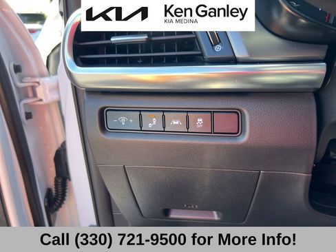 Certified 2022 Kia Telluride S AWD/4WD image 30