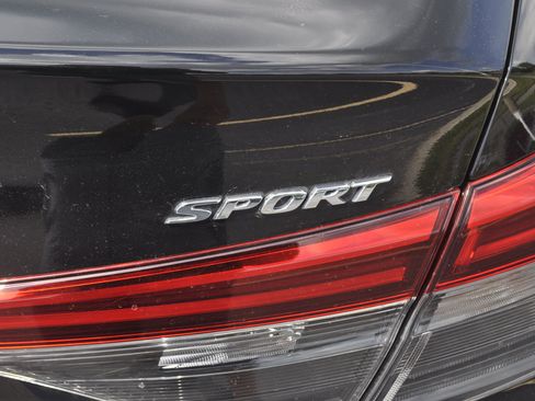 Certified 2022 Honda Civic Sport image 10