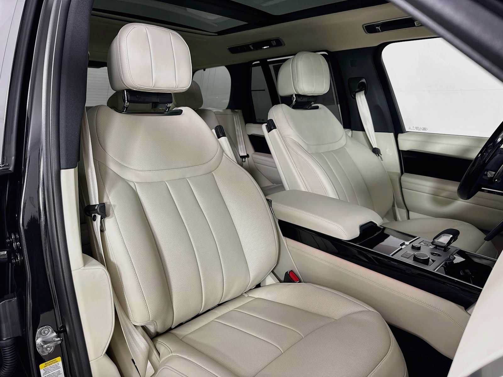 New 2027 Land Rover Range Rover SE AWD/4WD image 29