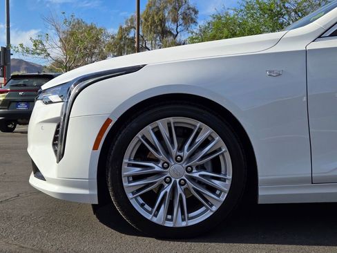 Used 2025 Cadillac CT4 Premium Luxury RWD image 9