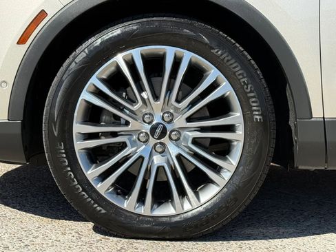 Used 2017 Lincoln MKX Reserve FWD image 23