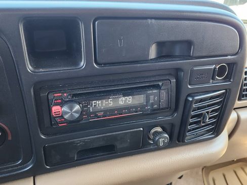 Used 1997 Dodge Ram 1500 Truck 2WD Club Cab image 20