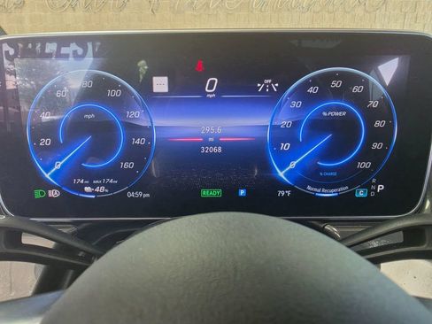 Used 2023 Mercedes-Benz EQS 450+ 4MATIC Sedan image 29