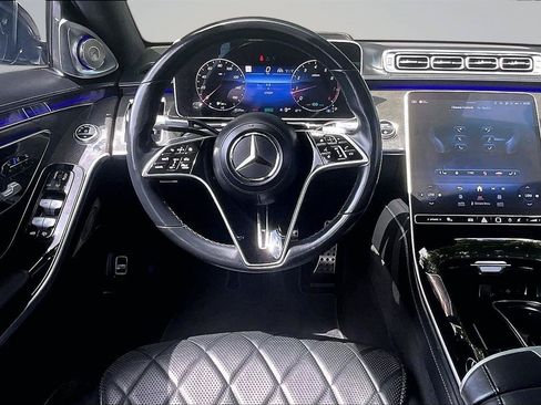 Used 2021 Mercedes-Benz S 580 4MATIC Sedan w/ AMG Line image 8