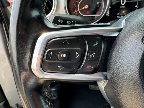 Used 2020 Jeep Wrangler Unlimited Sahara AWD/4WD image 37