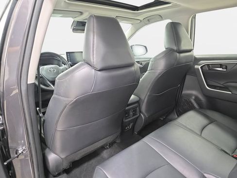 Used 2021 Toyota RAV4 XLE Premium AWD/4WD image 12