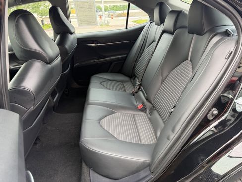 Used 2023 Toyota Camry SE FWD image 29