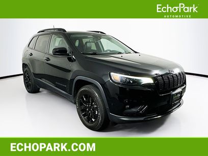 Used 2023 Jeep Cherokee Altitude Lux