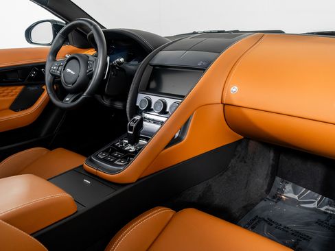 Used 2023 Jaguar F-TYPE R image 55