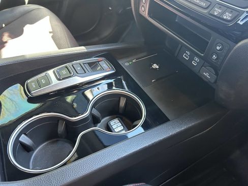 Used 2024 Honda Ridgeline Black Edition image 32