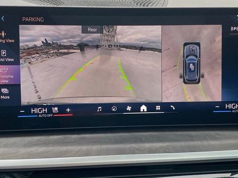 Used 2026 BMW X5 xDrive40i w/ M Sport Package image 16