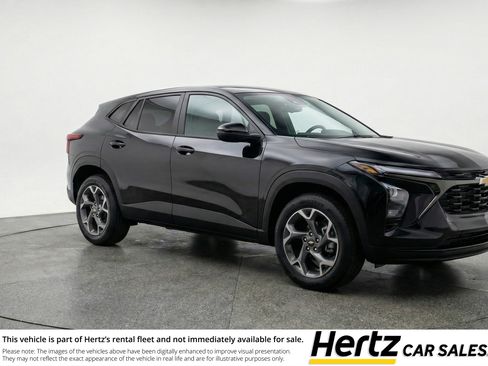 Used 2025 Chevrolet Trax LT w/ LT Convenience Package image 1