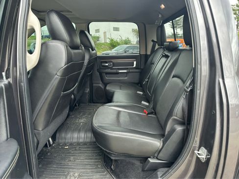 Used 2014 RAM 1500 Laramie image 21
