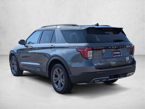 New 2026 Ford Explorer Active w/ Active Comfort Package AWD/4WD image 2
