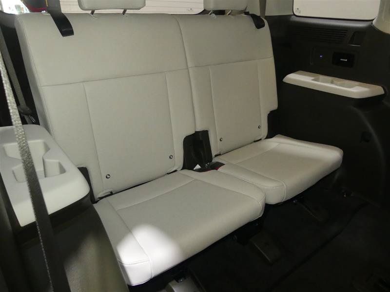 Used 2024 Hyundai Santa Fe Calligraphy AWD/4WD image 30